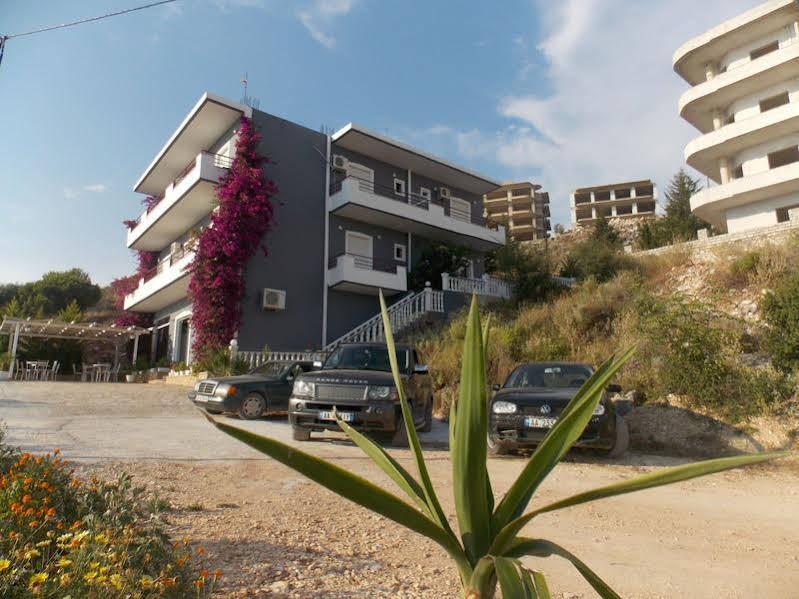 Villa Doka Sarandë 外观 照片