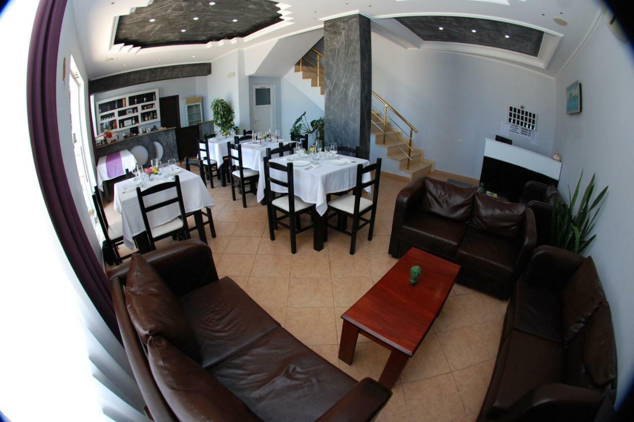 Villa Doka Sarandë 外观 照片