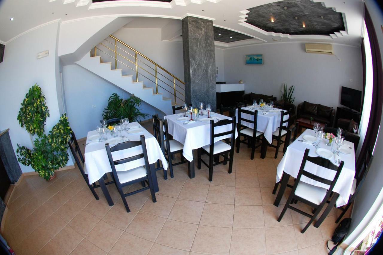 Villa Doka Sarandë 外观 照片