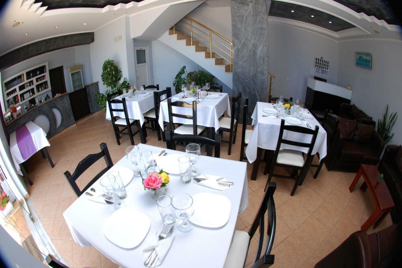 Villa Doka Sarandë 外观 照片