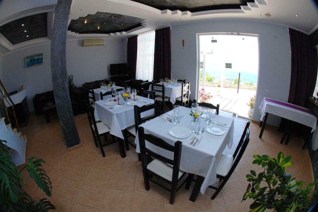 Villa Doka Sarandë 外观 照片