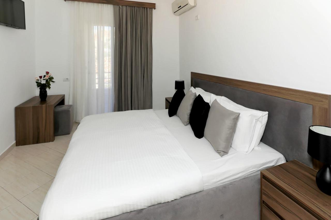 Villa Doka Sarandë 外观 照片